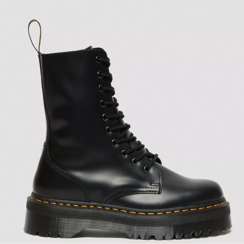 DR MARTENS AIRWAIR JADON HI BLACK  BOOT SMOOTH LEATHER PLATFORMS -  NEW